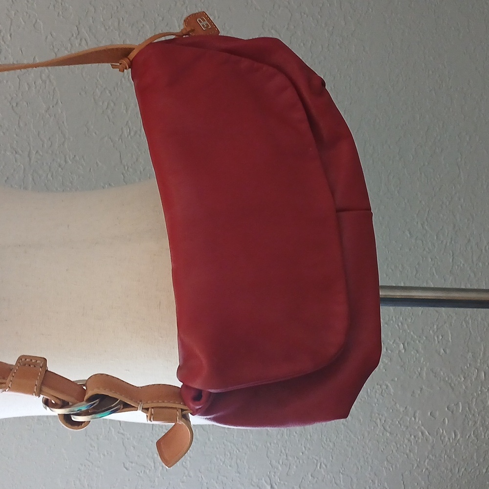 El Portal Leather Shoulder bag purse